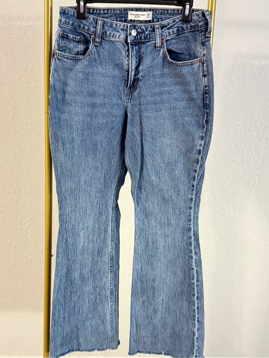 Abercrombie & Fitch Denim - Abercrombie & Fitch Mid Rise Bootcut Jeans Size 29 Short CURVE LOVE